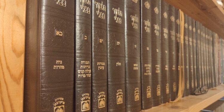Comment respecter les livres de Torah